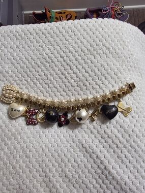 Limited Edition Mawi x Disney Couture Minnie Mouse Gold Pearl Charm Bracelet